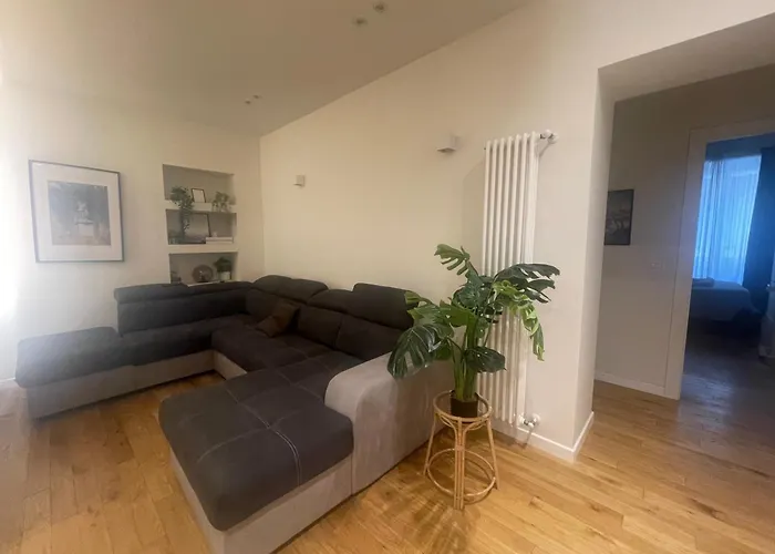 Cozy Flat Near Porta Nuova Station Balcony & Ac *