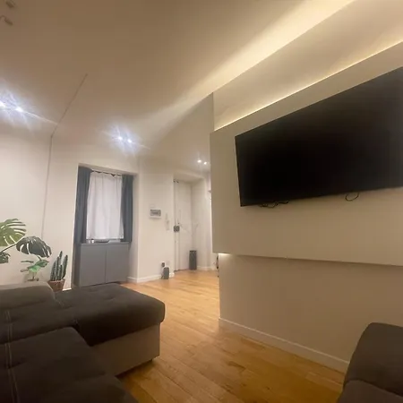 Cozy Flat Near Porta Nuova Station Balcony & Ac Τορίνο