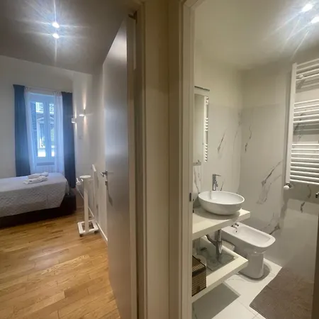 Cozy Flat Near Porta Nuova Station Balcony & Ac *